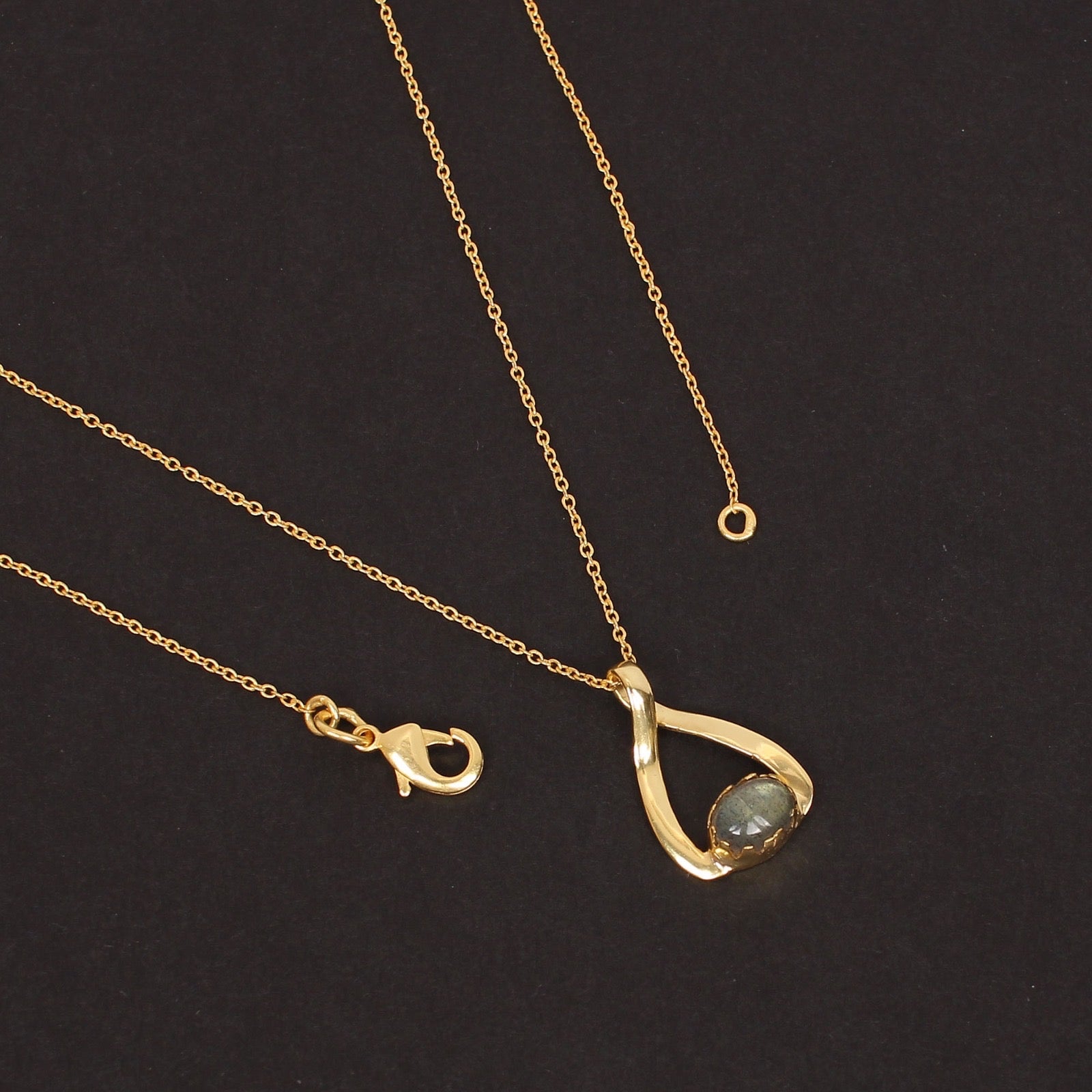 Hamal Necklace