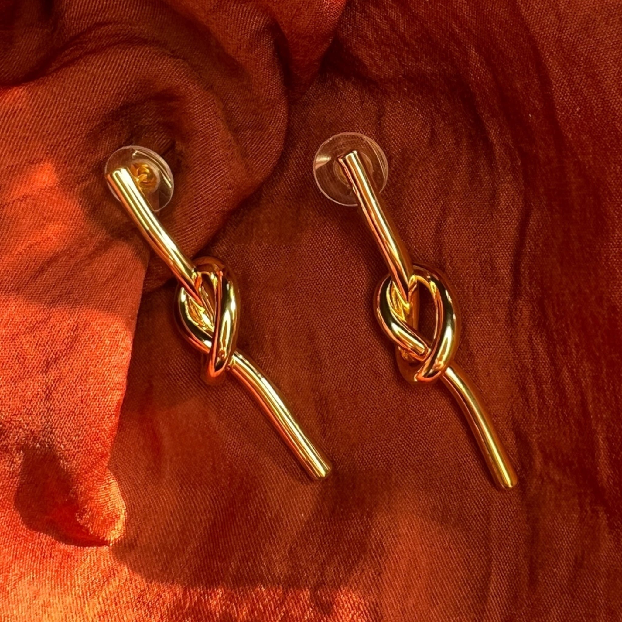 Entwine Knots Earring
